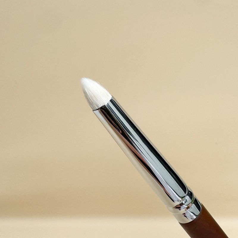 S307 Pencil Brush
แปรงแต่งตาทรงดินสอ - 5