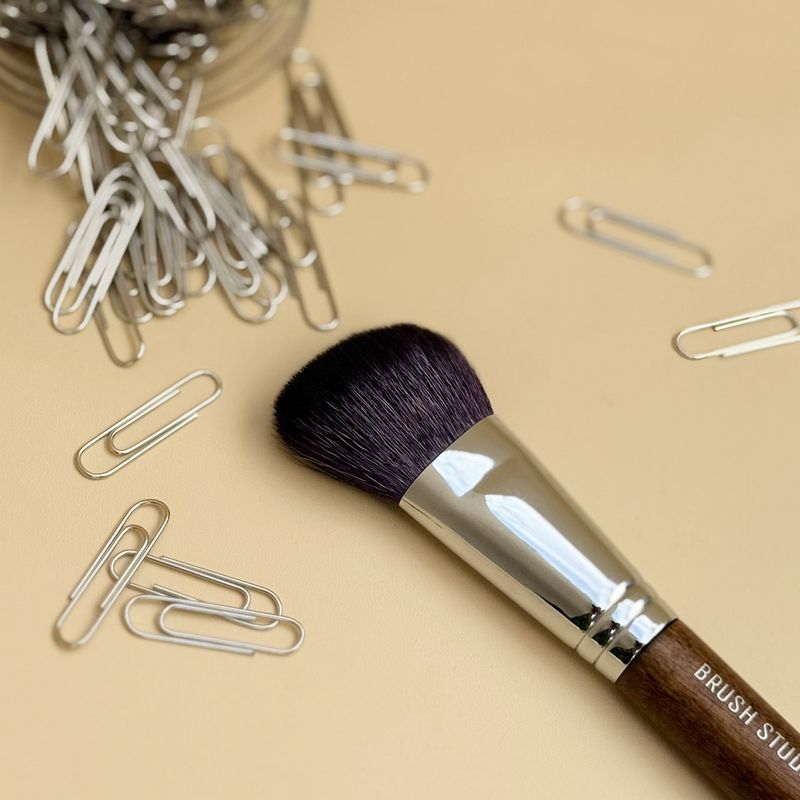 S192 Angle Contouring Brush
แปรงคอนทัวร์ขนาดใหญ่ - 5