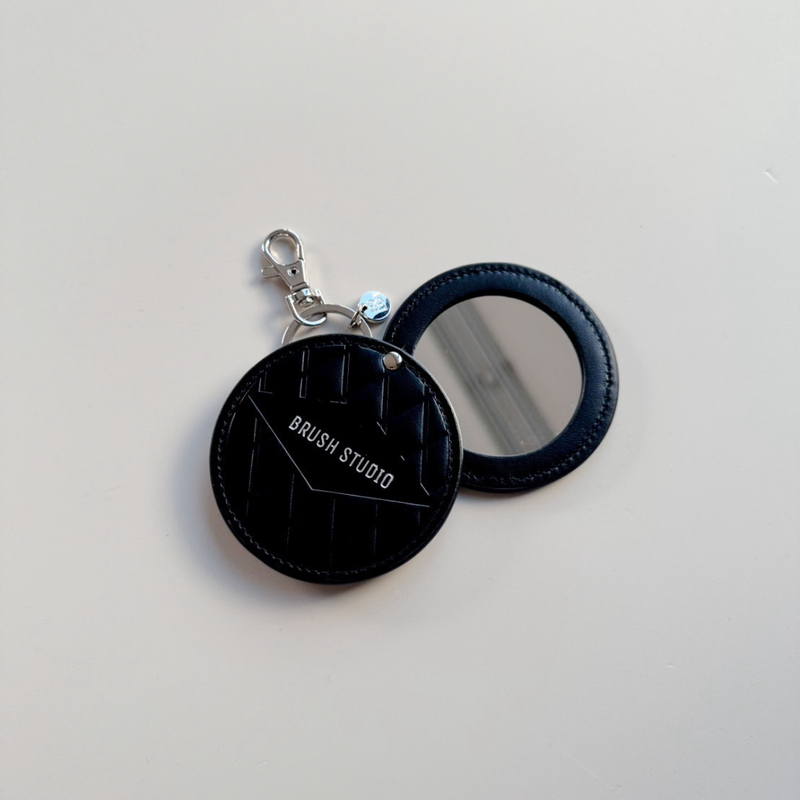 Portable Keychain Mirror
กระจกแต่งหน้าแบบพกพา - 2