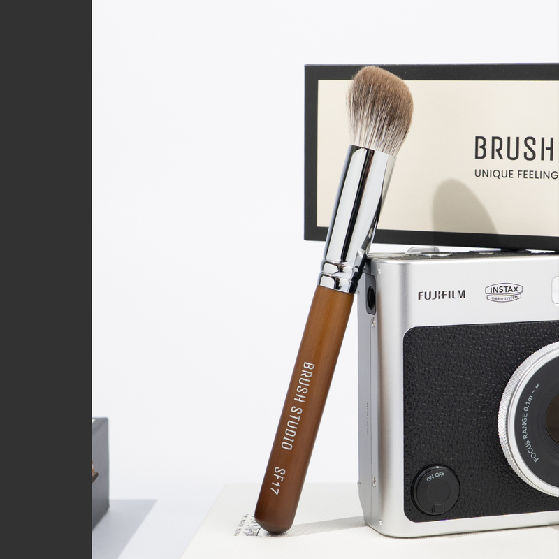 SF17 Silver Fox All-Angle Brush
แปรงอเนกประสงค์ขนจิ้งจอกเงิน - 2