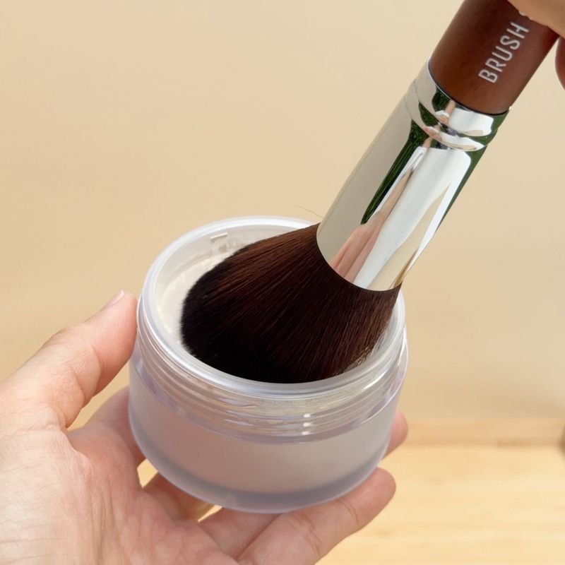 S201 Powder Brush
แปรงปัดแป้ง - 7