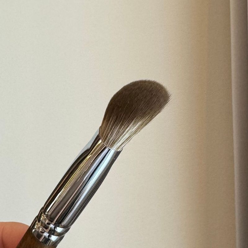 S503 Liquid Blush Brush
แปรงปัดแก้มสำหรับงานครีม - 3