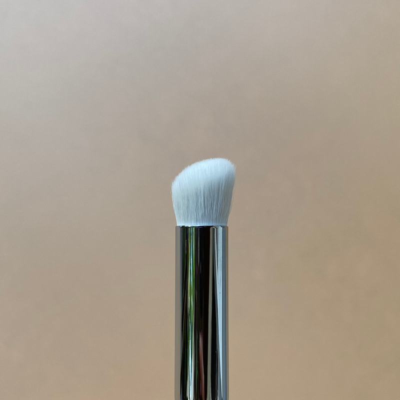 S402 Concealer Brush
แปรงคอลซีลเลอร์ - 2