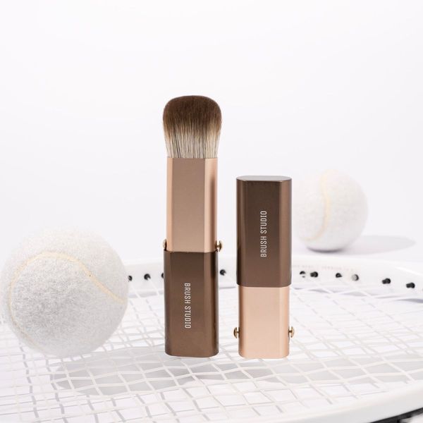 TO GO Collection
แปรงแต่งหน้าแบบพกพา
