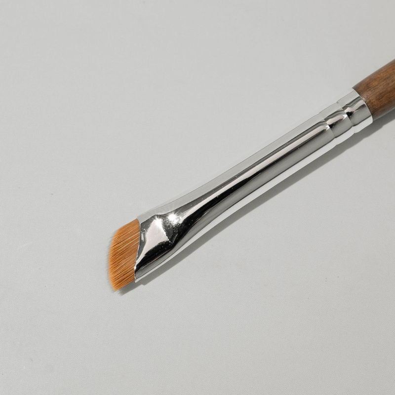 S504 Short Angled Liner Brush
แปรงเขียนอายไลเนอร์ปลายตัด - 3