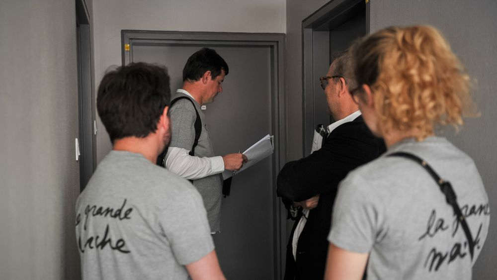 SERVICES PORTE A PORTE