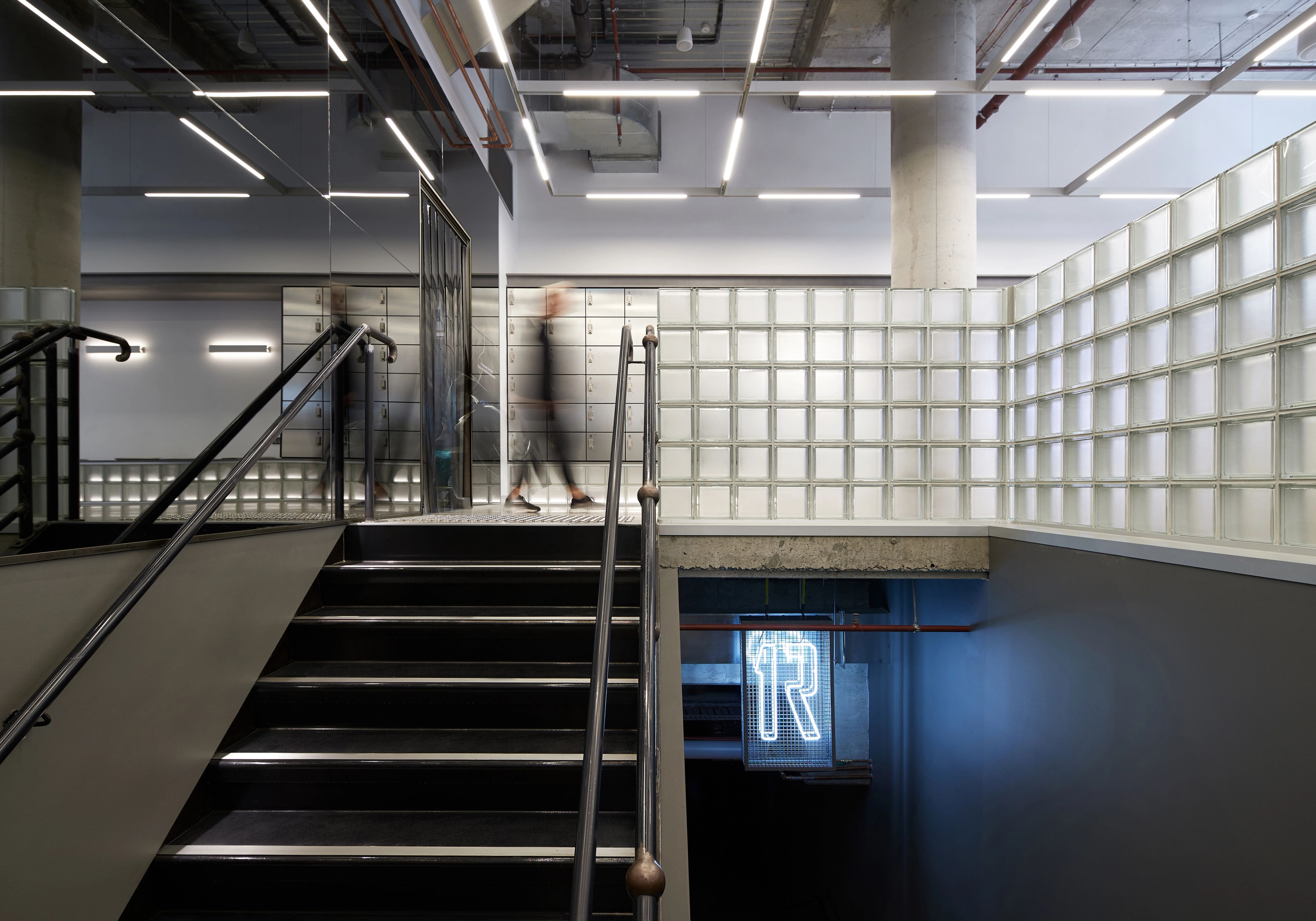 1R Australia by Foolscap