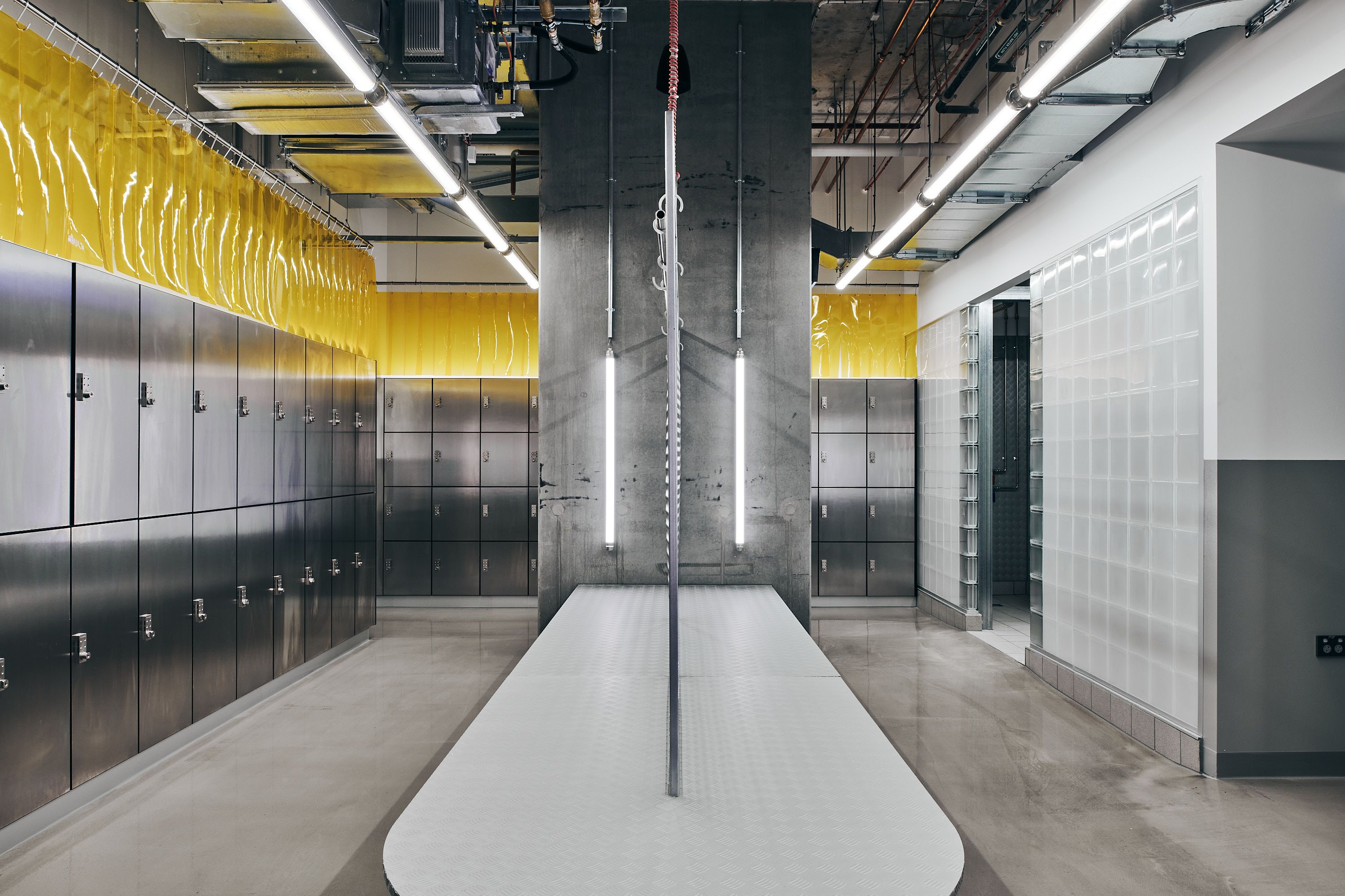 1R Australia by Foolscap