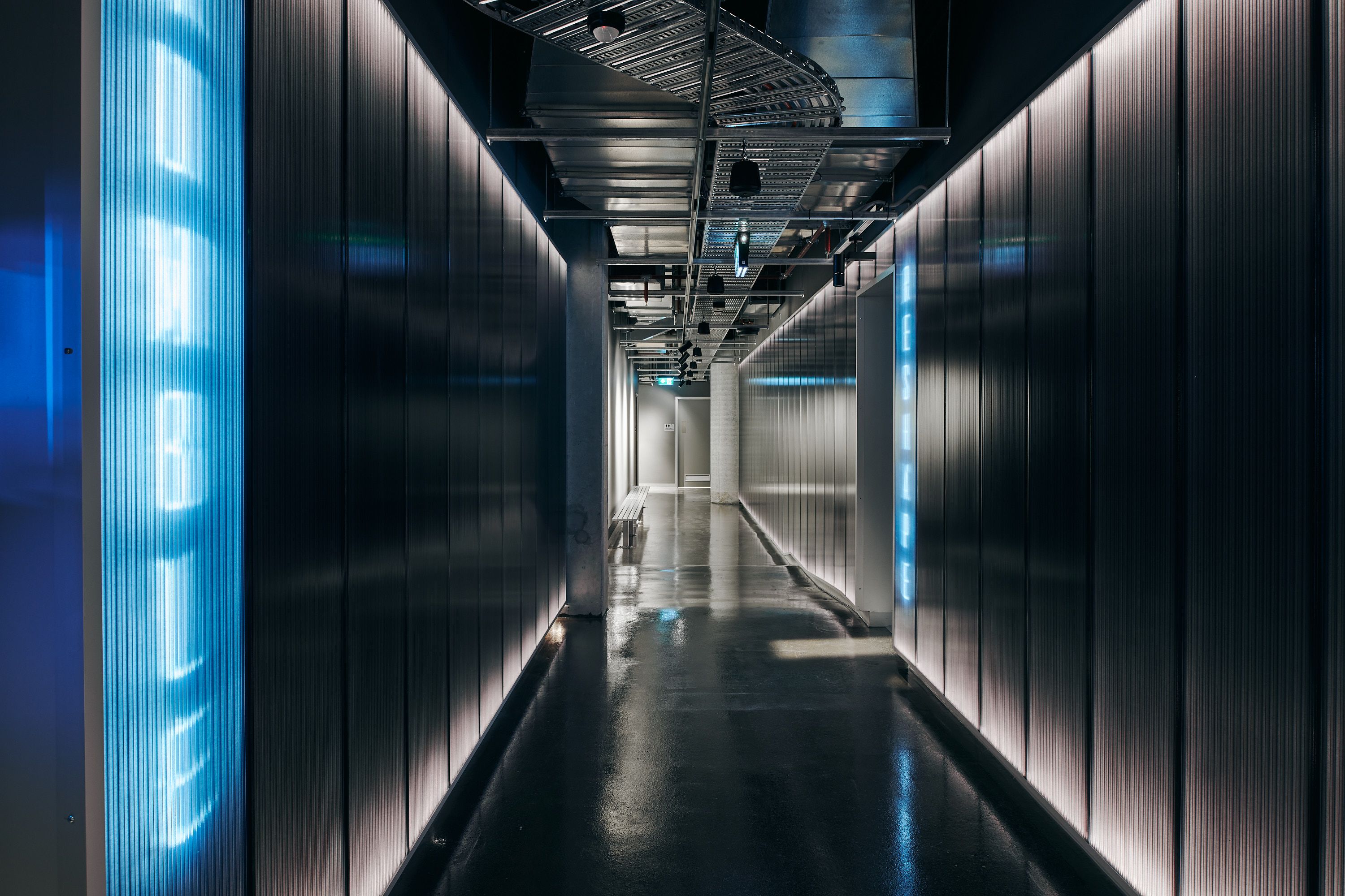 1R Australia by Foolscap