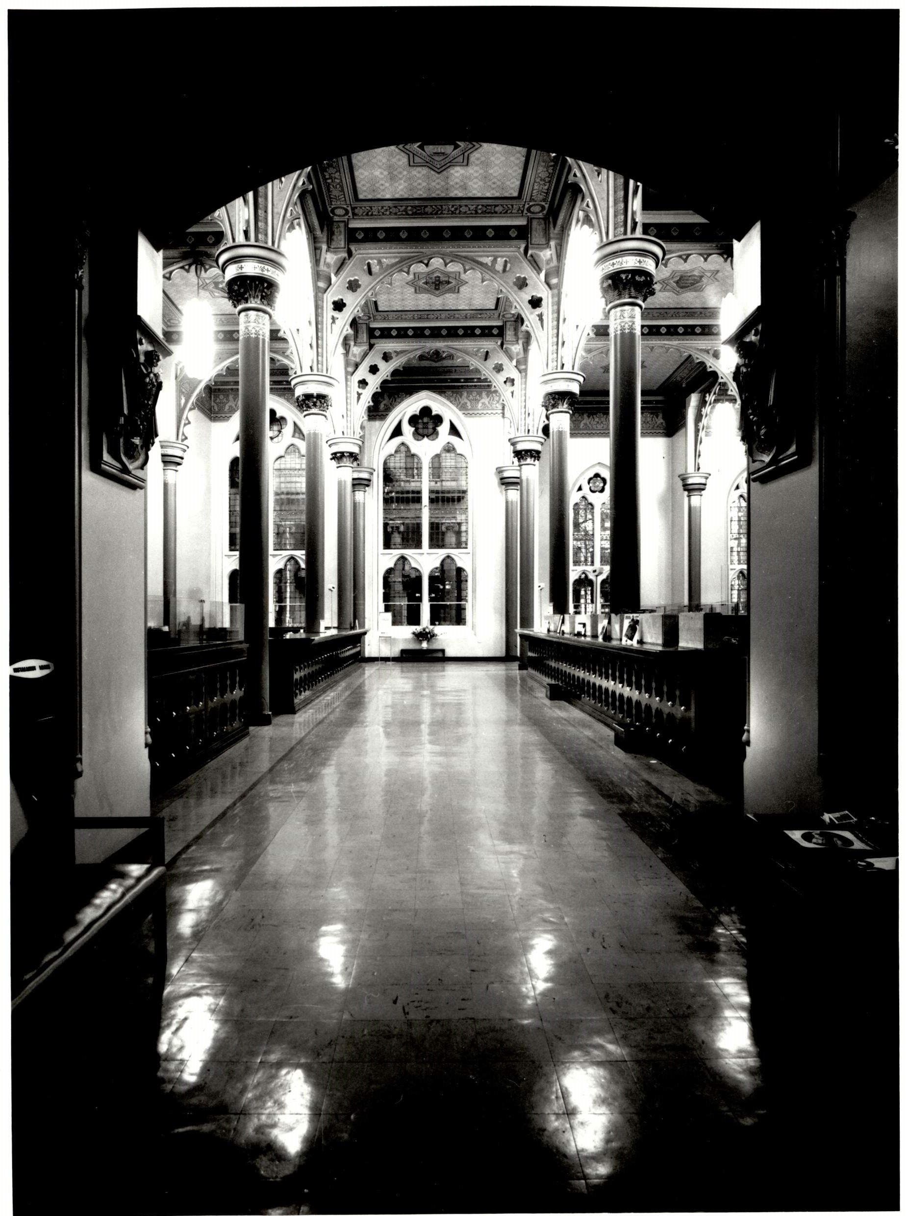 An old black and white photo from the 1920s days of the bank.