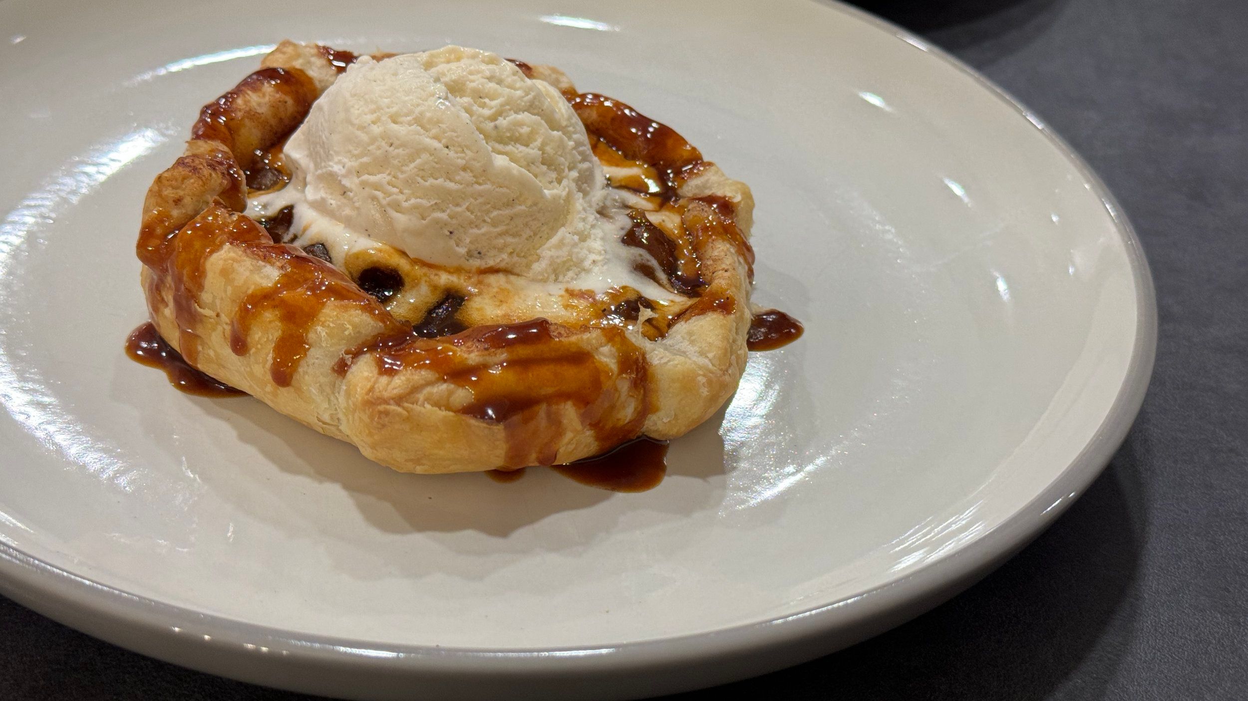 Irresistible Mini Puff Pastry Apple Pies Recipe