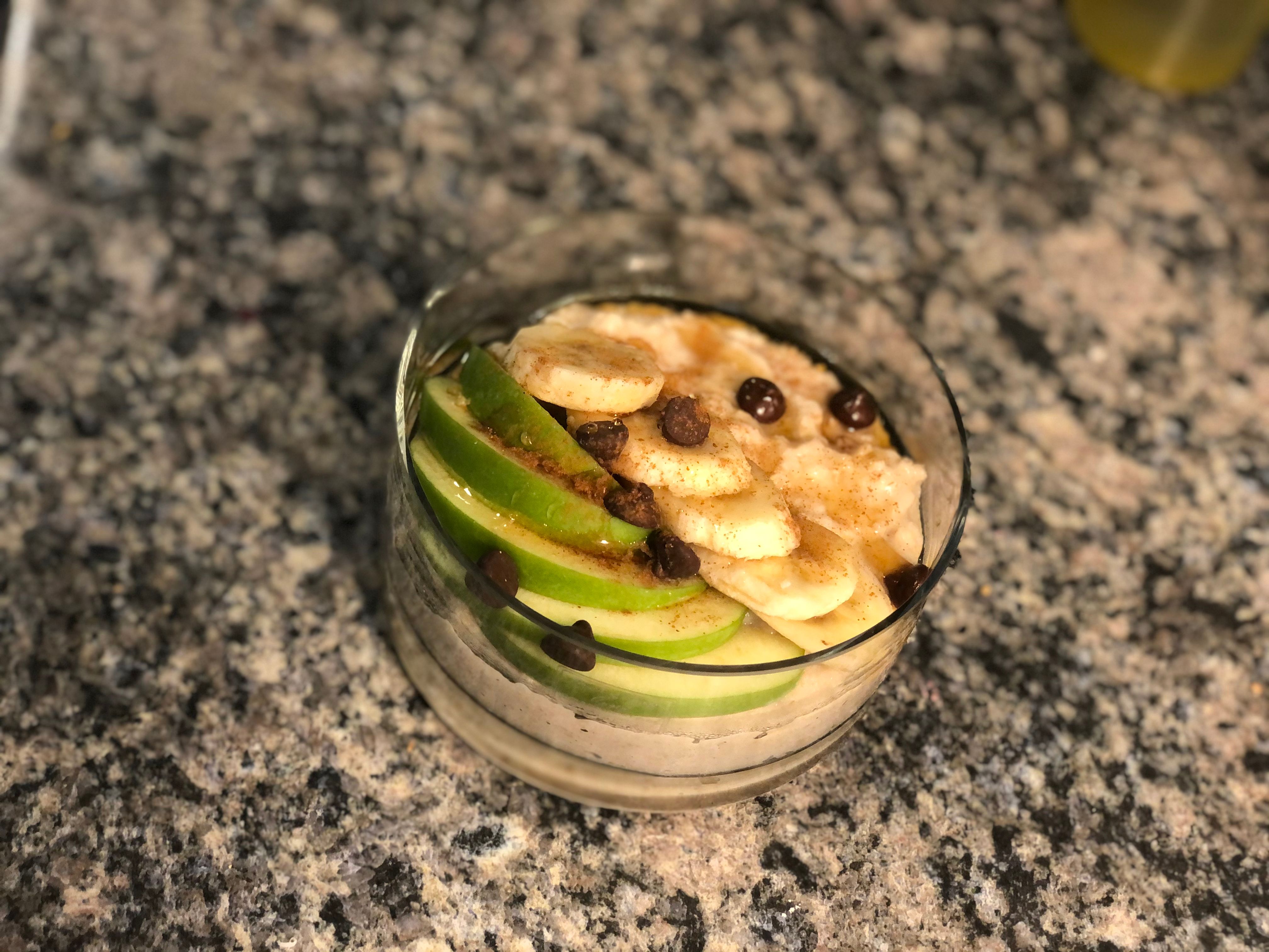 Easy Apple Banana Chocolate Chip Oatmeal Recipe