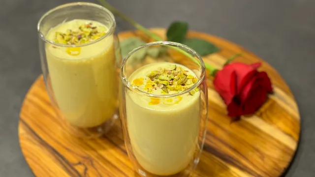 Kesar Pista Lassi (Saffron and Pistachio Lassi)