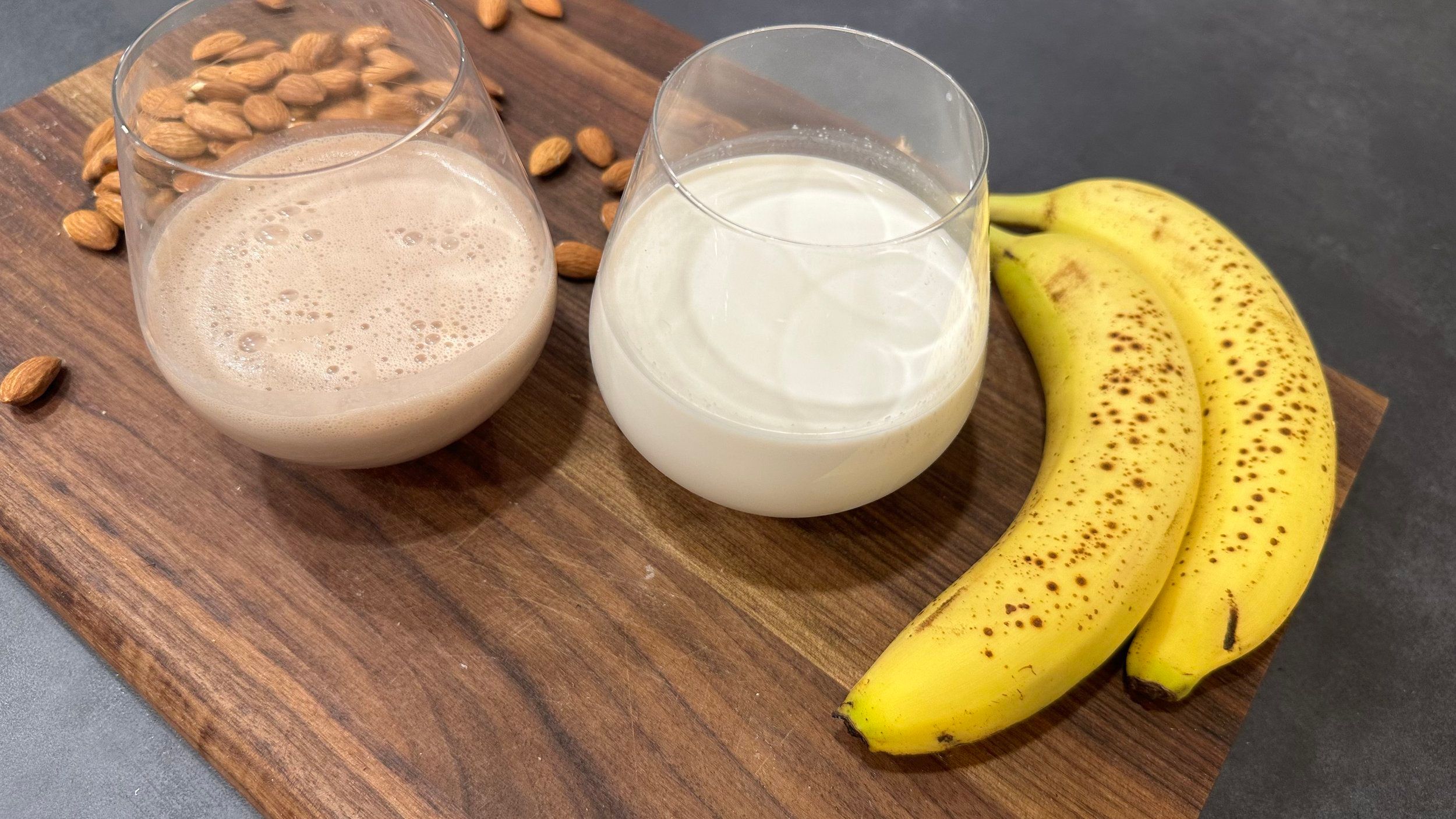 Discover How to Make Homemade Almond Milk From Scratch