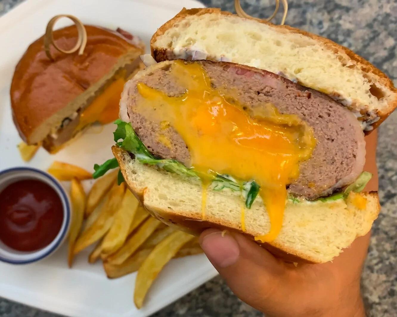 Sink Your Teeth into this Bacon-Wrapped Jucy Lucy Burger