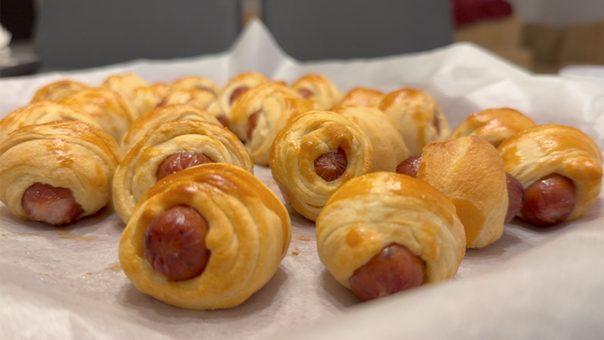 Air Fryer Crescent Rolls Pigs in a Blanket