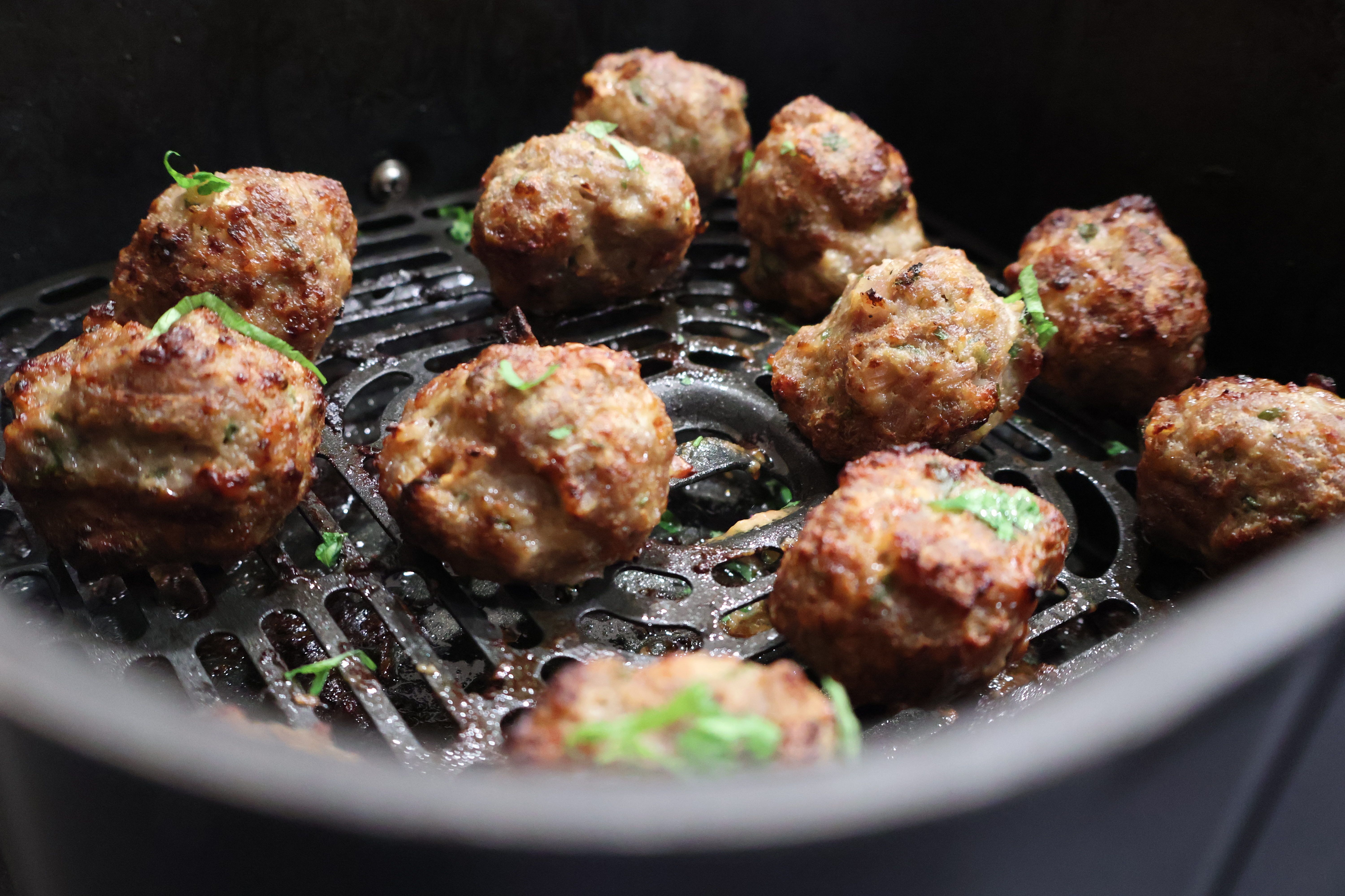 Quick & Easy Healthy Air Fryer Meatballs Recipe