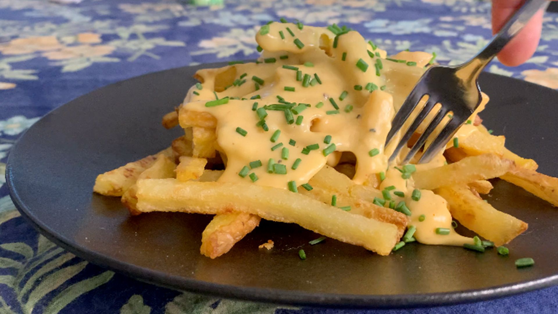 The Ultimate Mozzarella Cheesy Fries Recipe