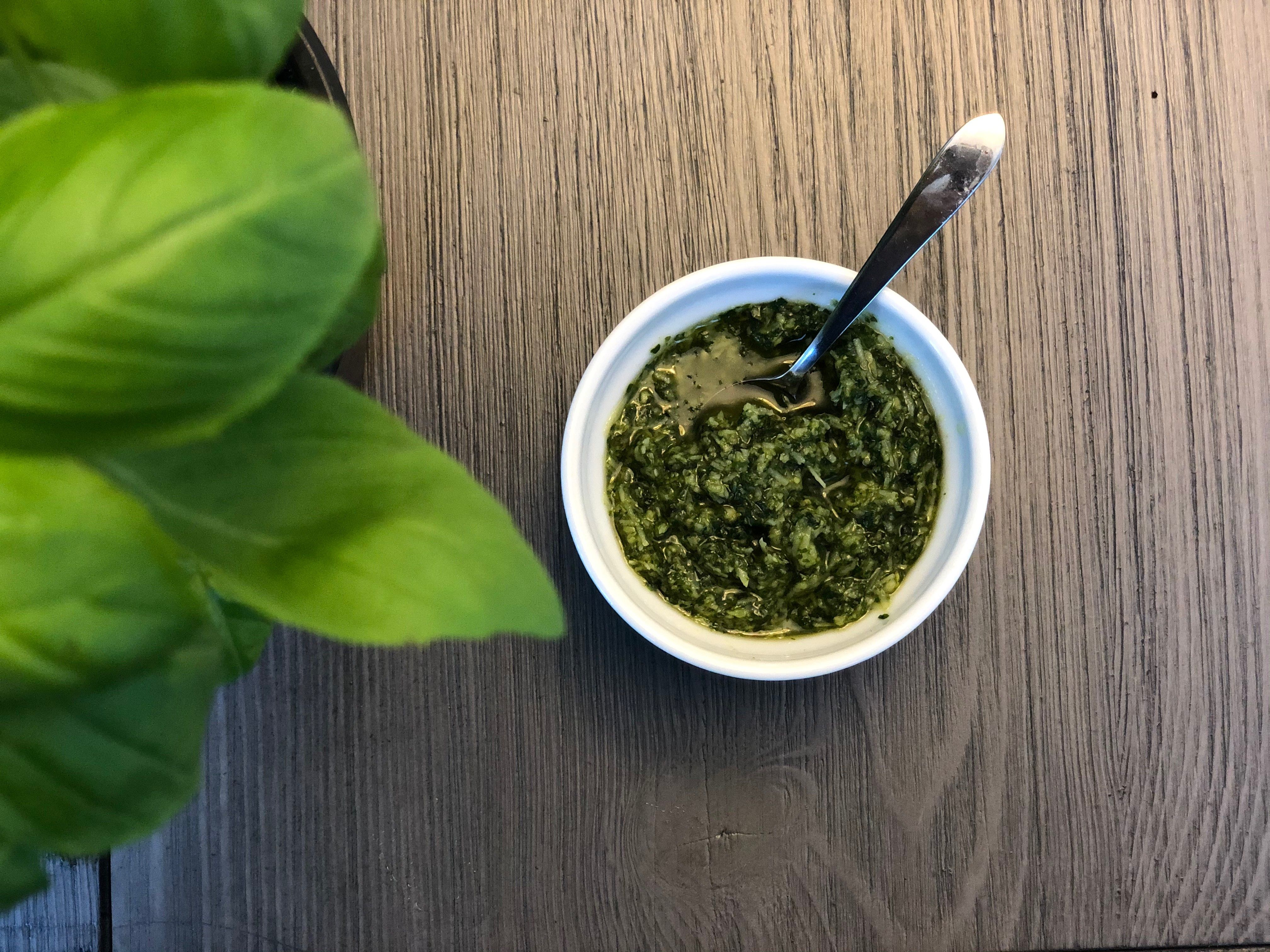 Quick and Flavorful Classic Basil Pesto Sauce