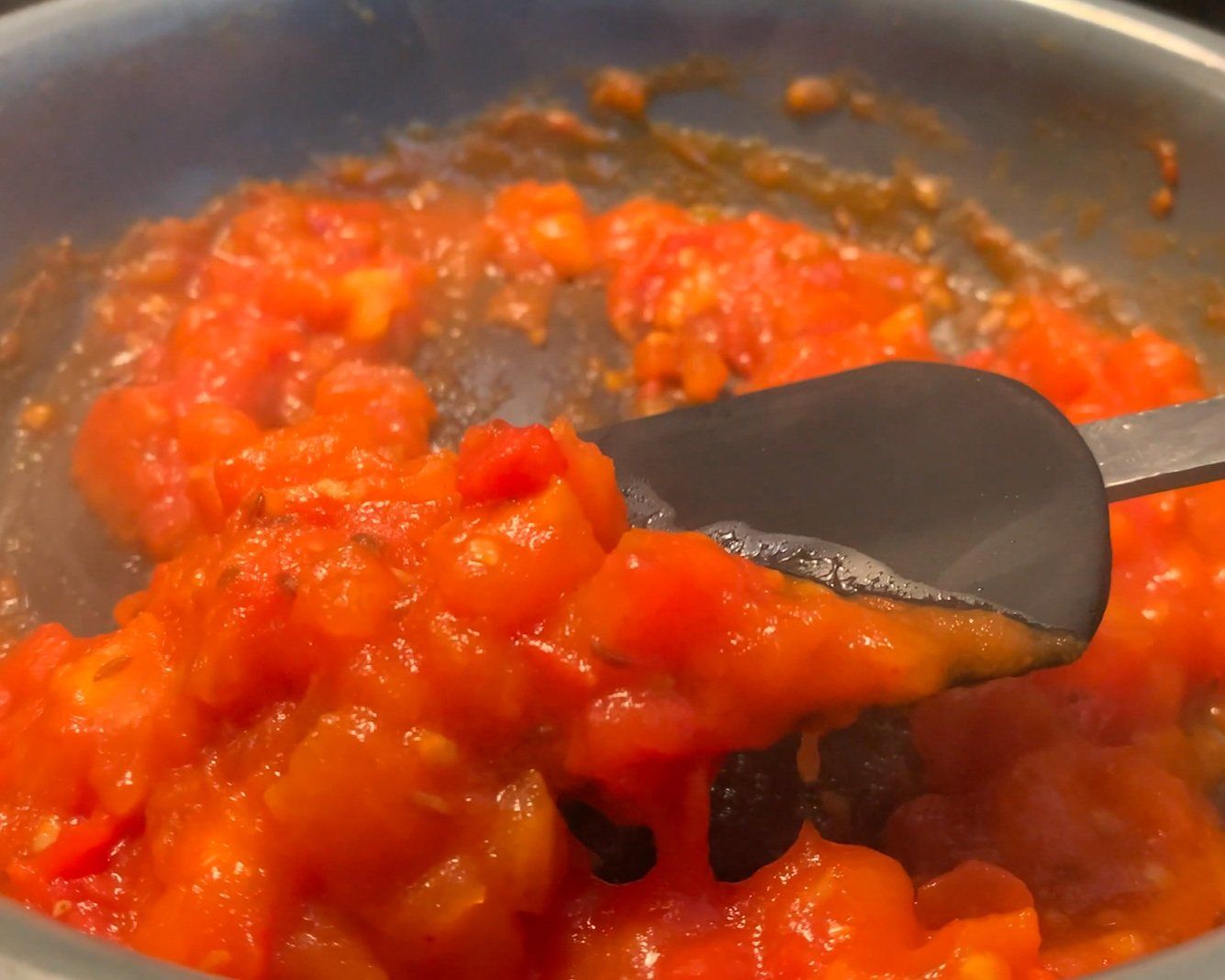Delicious Sweet & Spicy Tomato Chutney Recipe