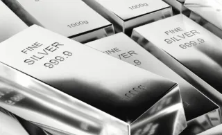 白銀價格波動解析：通膨、利率與能源轉型下的投資策略