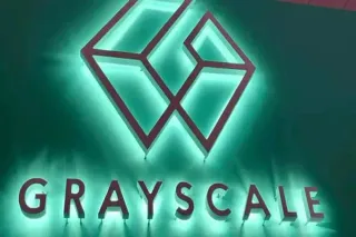 Top 20 Crypto Picks for Q1 2025: Grayscale, DeFi, AI, Solana