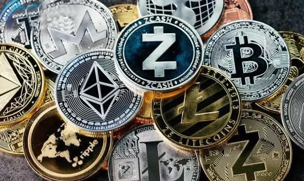 Regulación de cripto‑activos: normas globales y riesgos