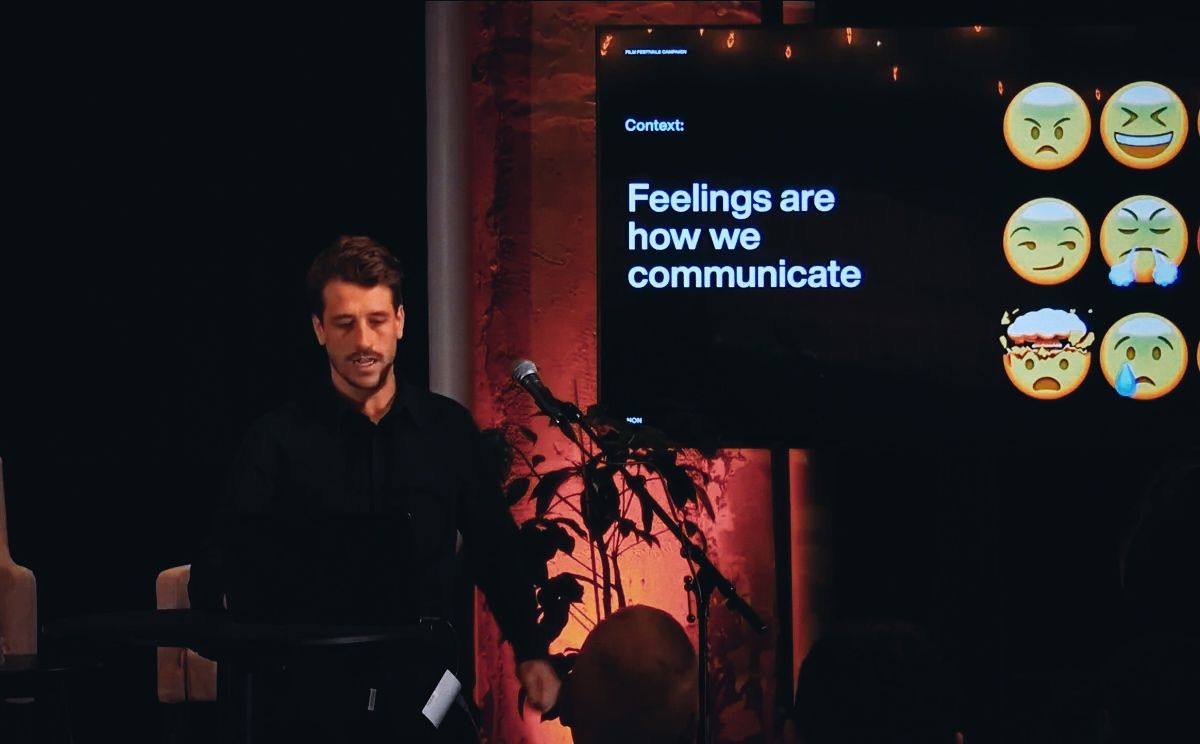 Feeling the mood of the room