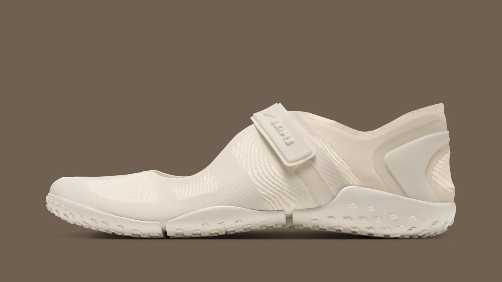 SKIMS x Nike Rift Mesh "Light Bone" releasing in 2026 SKIMS x Nike Rift Mesh "Light Bone" releasing in 2026