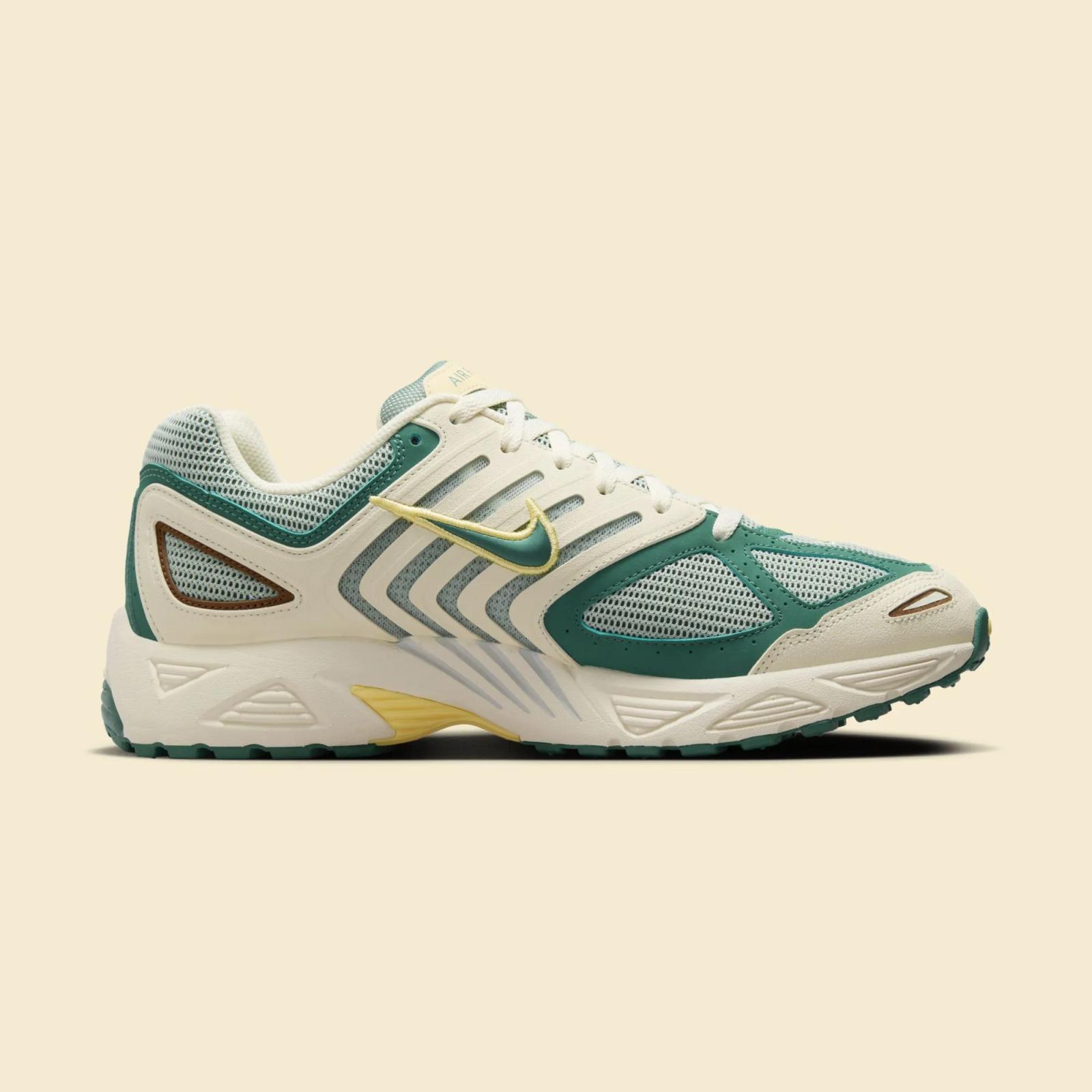 Nike Air Peg 2K5 Coconut Milk FZ2590-100