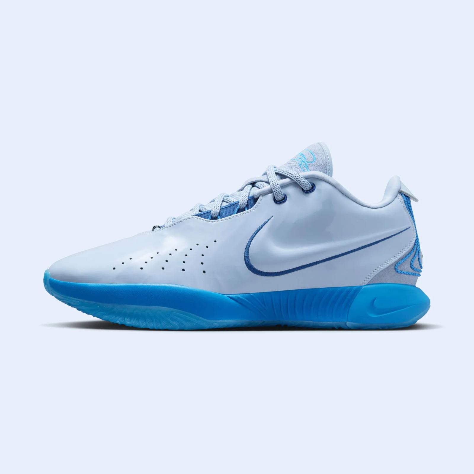 Nike LeBron 21 “Light Armoury Blue”