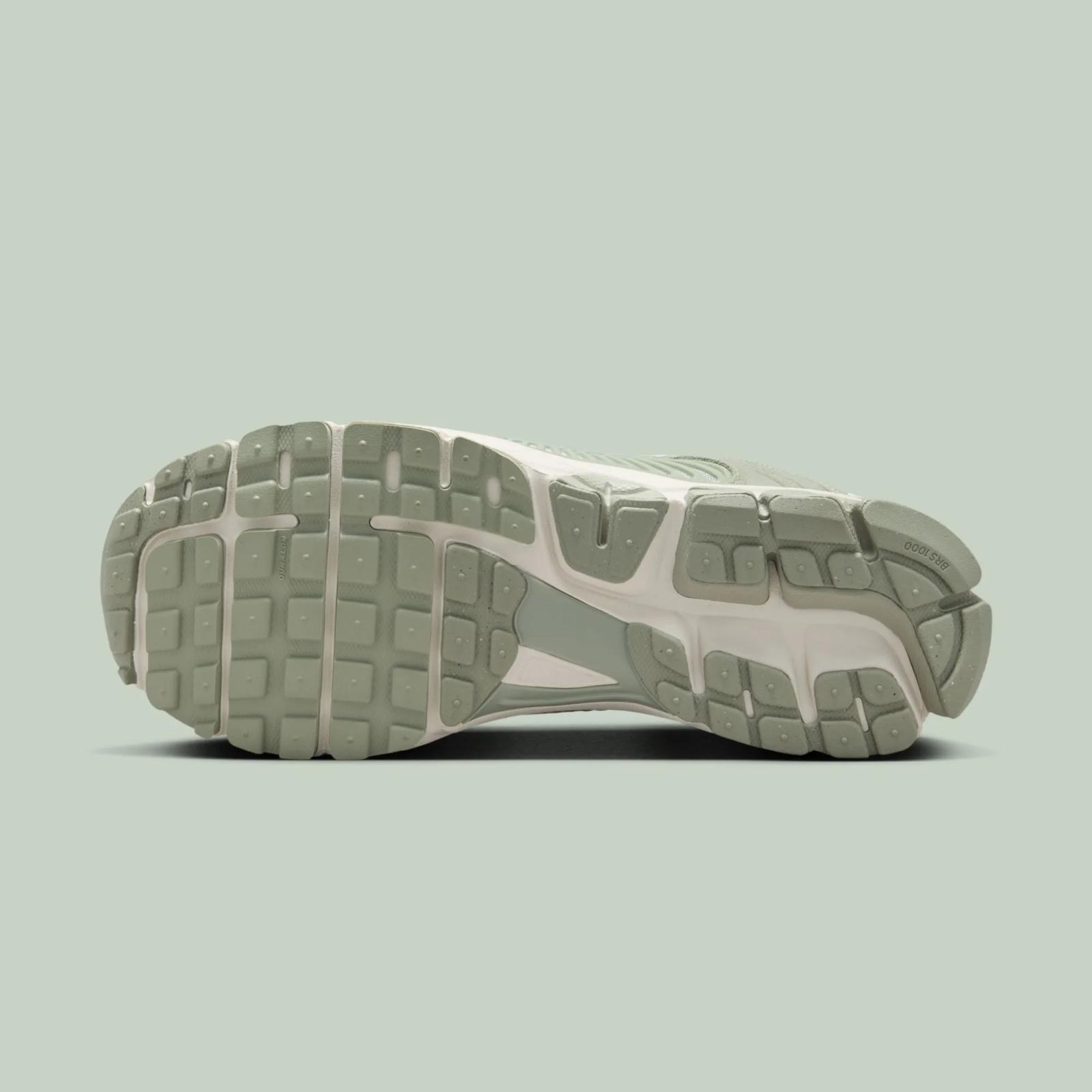 Nike Zoom Vomero 5 Jade Horizon / Phantom HF1553-300