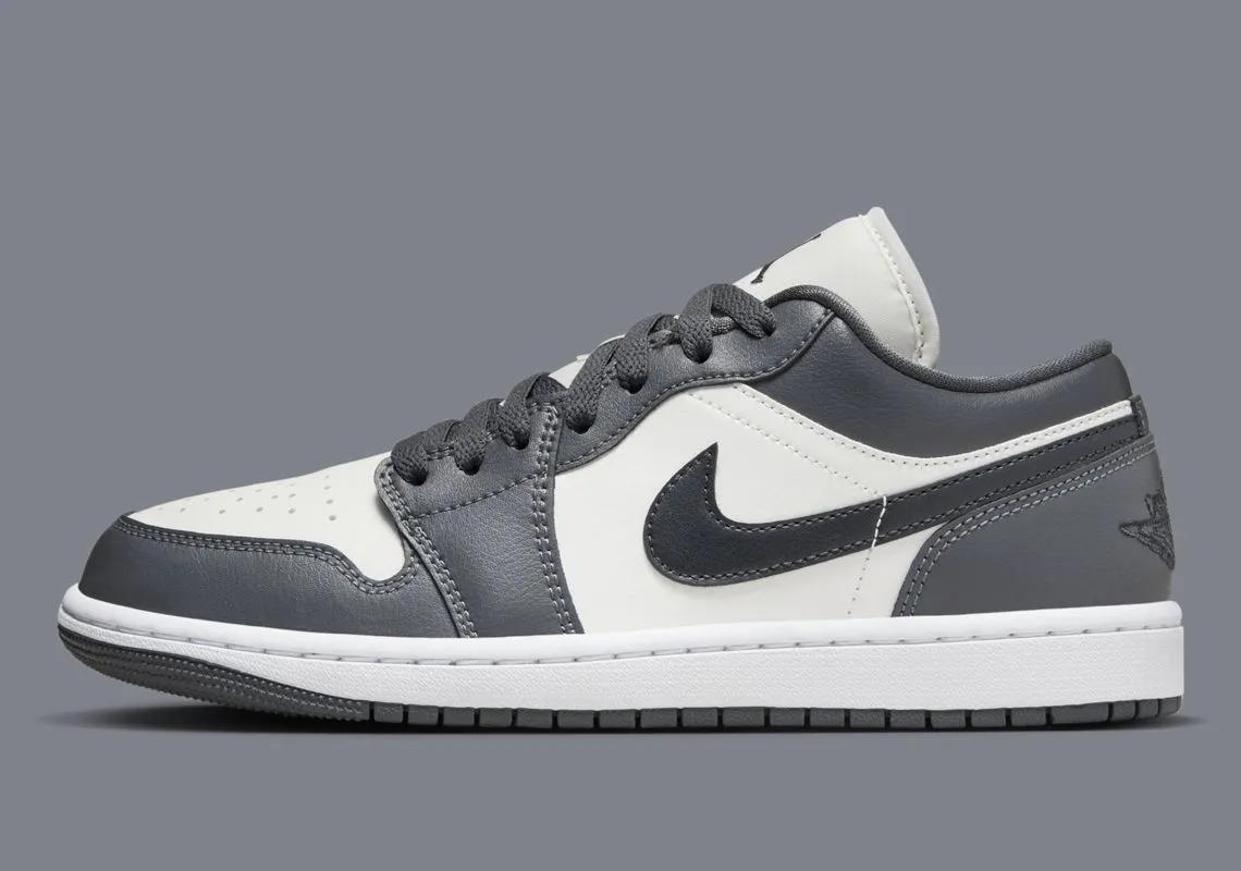 Air Jordan 1 Low WMNS Off-Noir