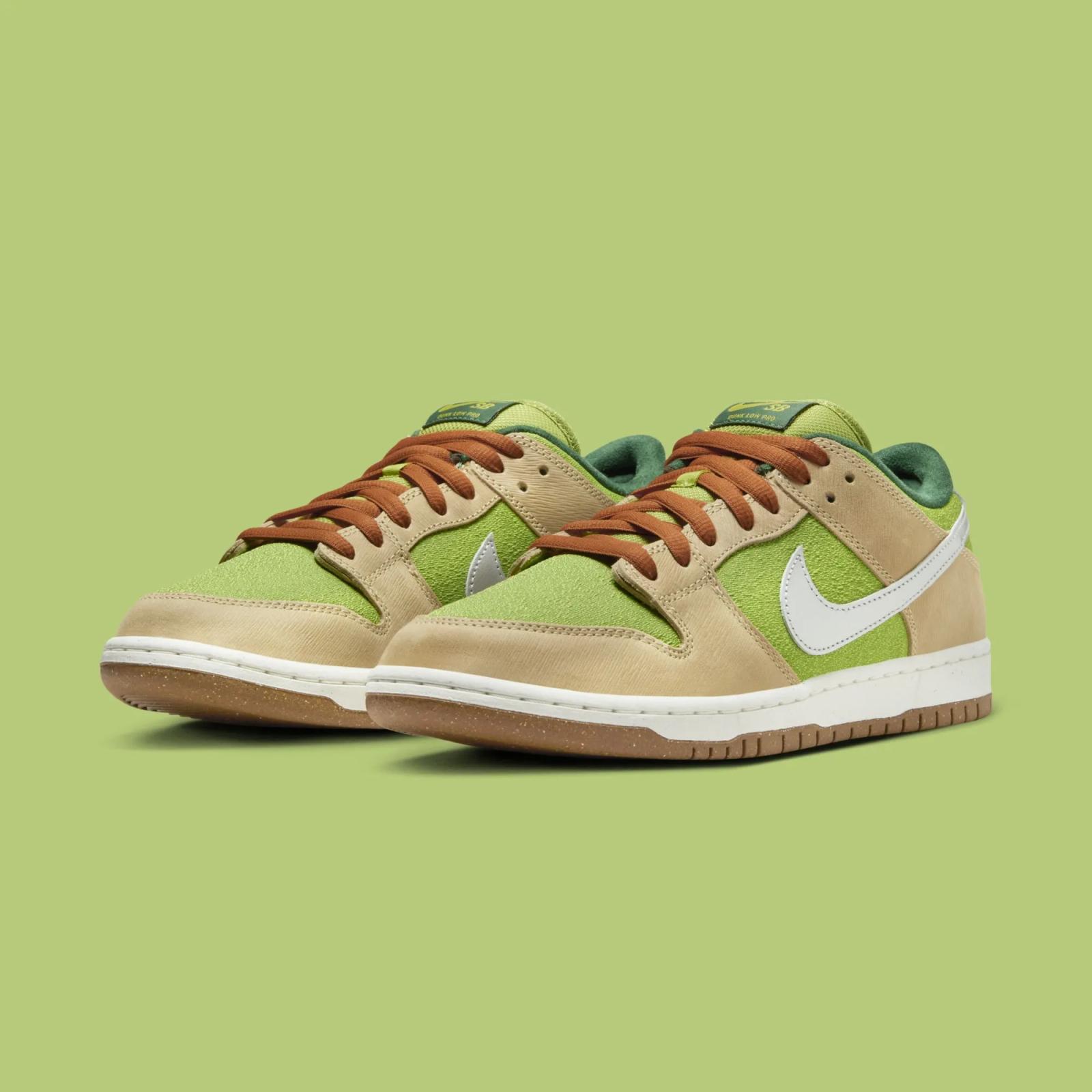 Nike SB Dunk Low Pro Escargot FQ7586-200