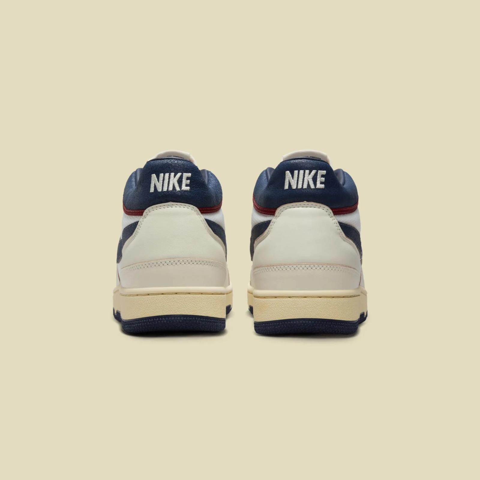 Nike Attack Better With Age HF4317-133