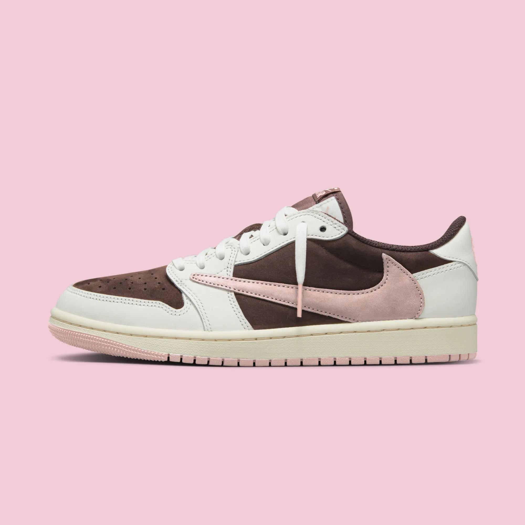 Travis Scott x Air Jordan 1 Low OG “Dark Pony / Pink Oxford”