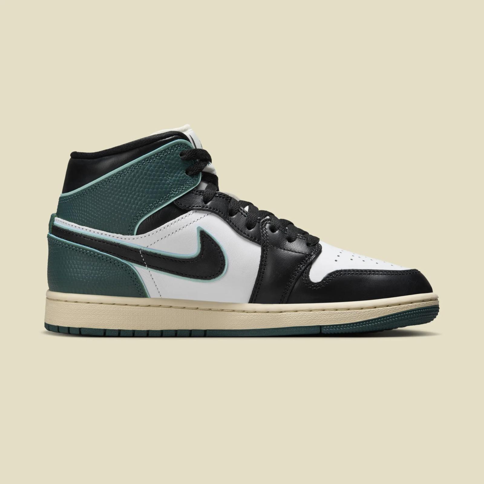 Air Jordan 1 Mid SE Light Dew / Oxidized Green FQ7818-100