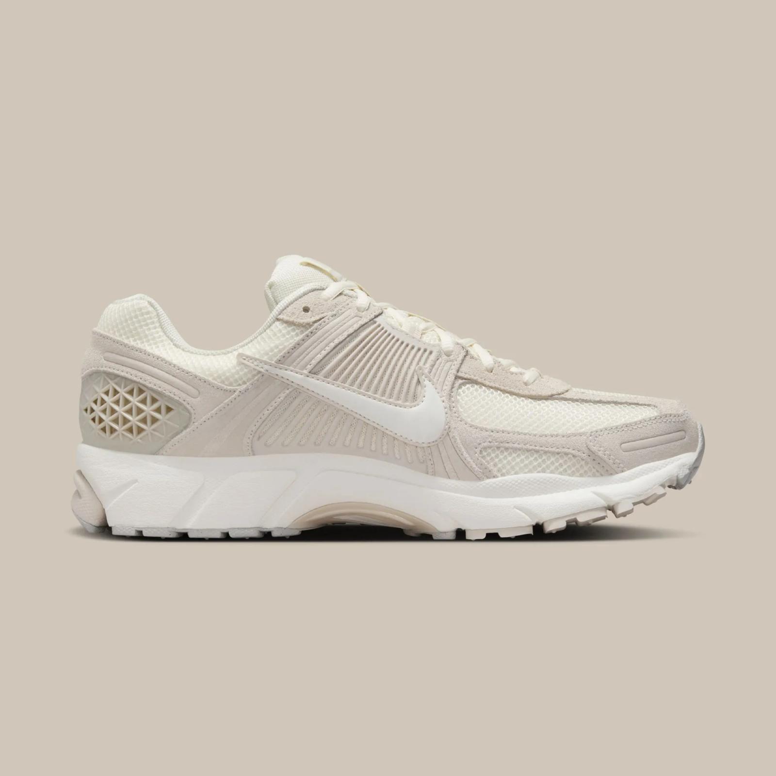 Nike Zoom Vomero 5 Light Orewood Brown HF1553-100