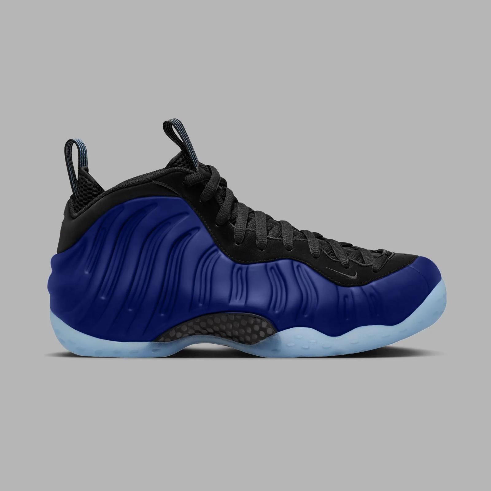 Nike Air Foamposite One “Deep Royal”