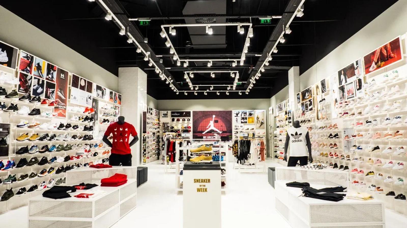 Buzz Sneakers Iulius Mall Cluj-Napoca