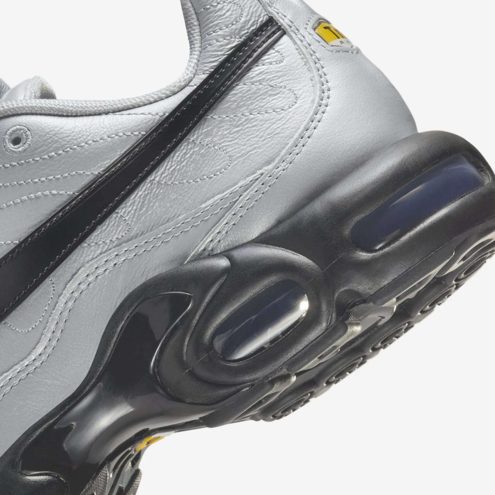 Nike Air Max Plus Tiempo Grey / Black HM6850-001