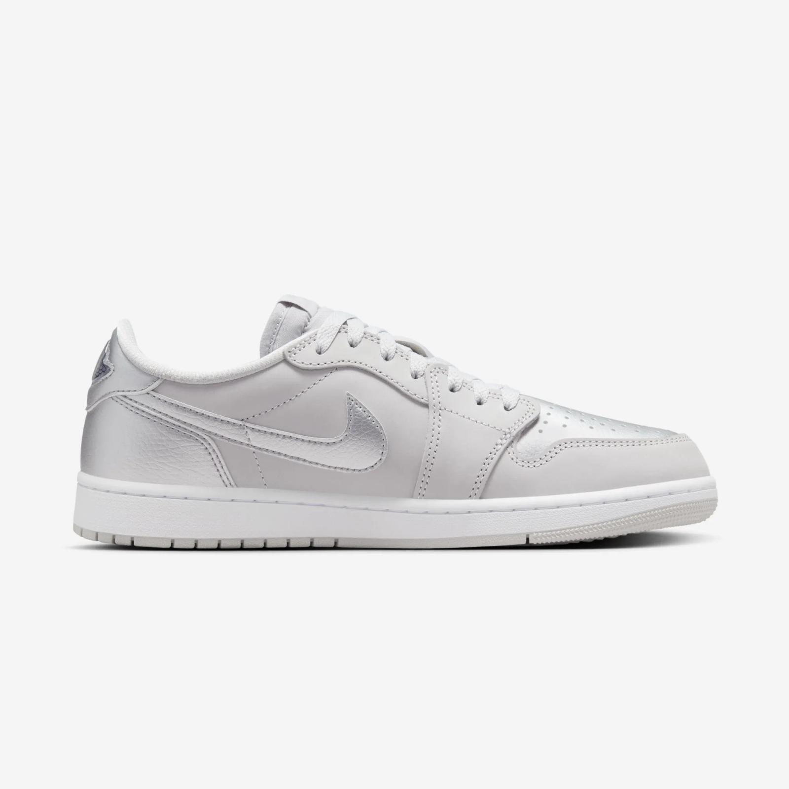 Air Jordan 1 Retro Low OG Metallic Silver CZ0790-002