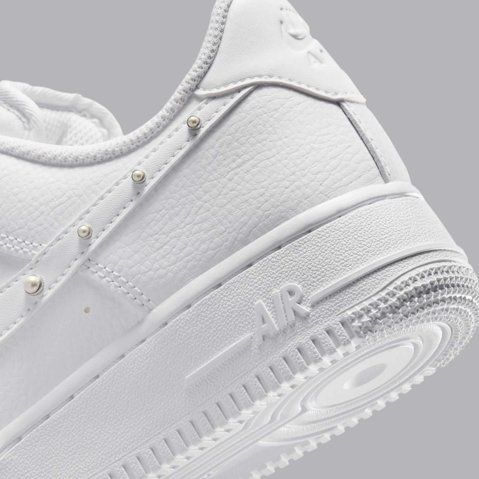Nike Air Force 1 Low W "White & Metallic" drops in 2026