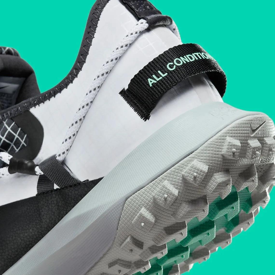 Nike ACG Mountain Fly Low White Black