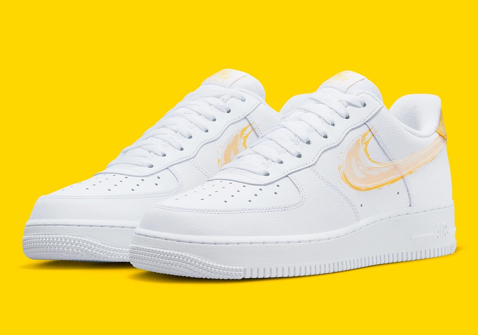 Nike Air Force 1 Low Solar Flare