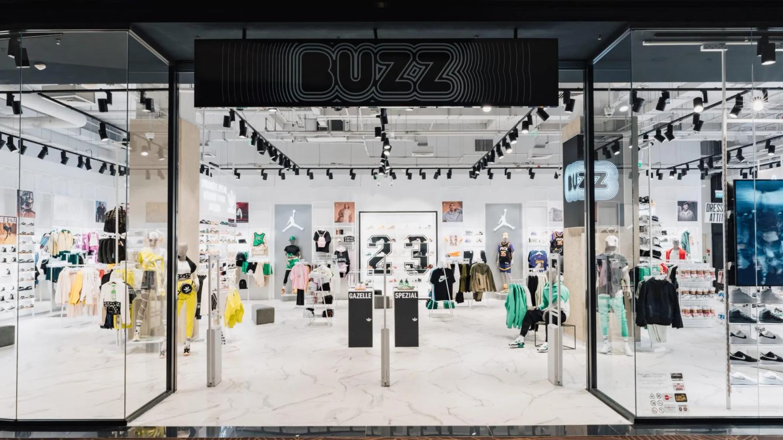 Buzz Sneakers Park Lake Bucharest Romania