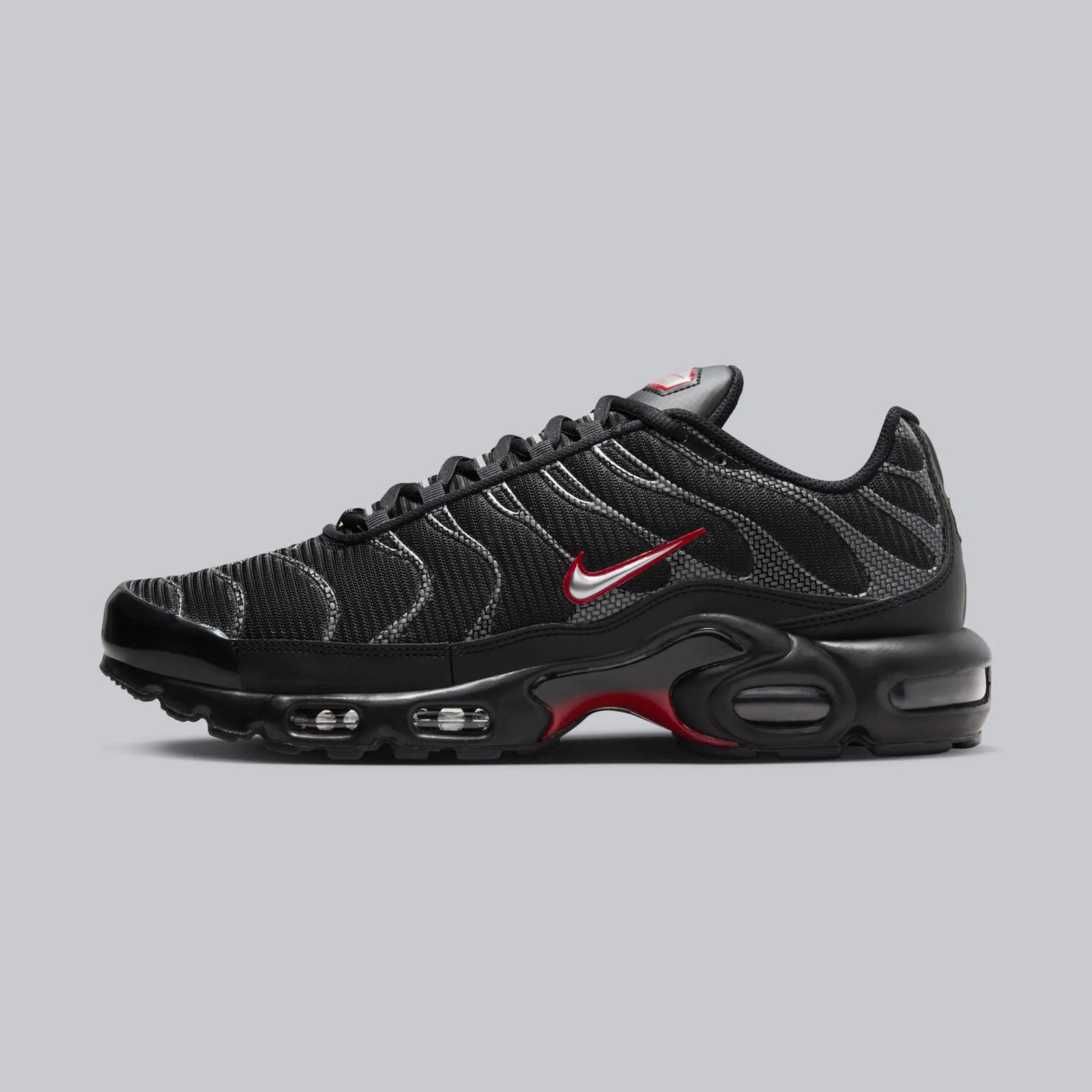 Nike Air Max Plus Metallic Silver University Red