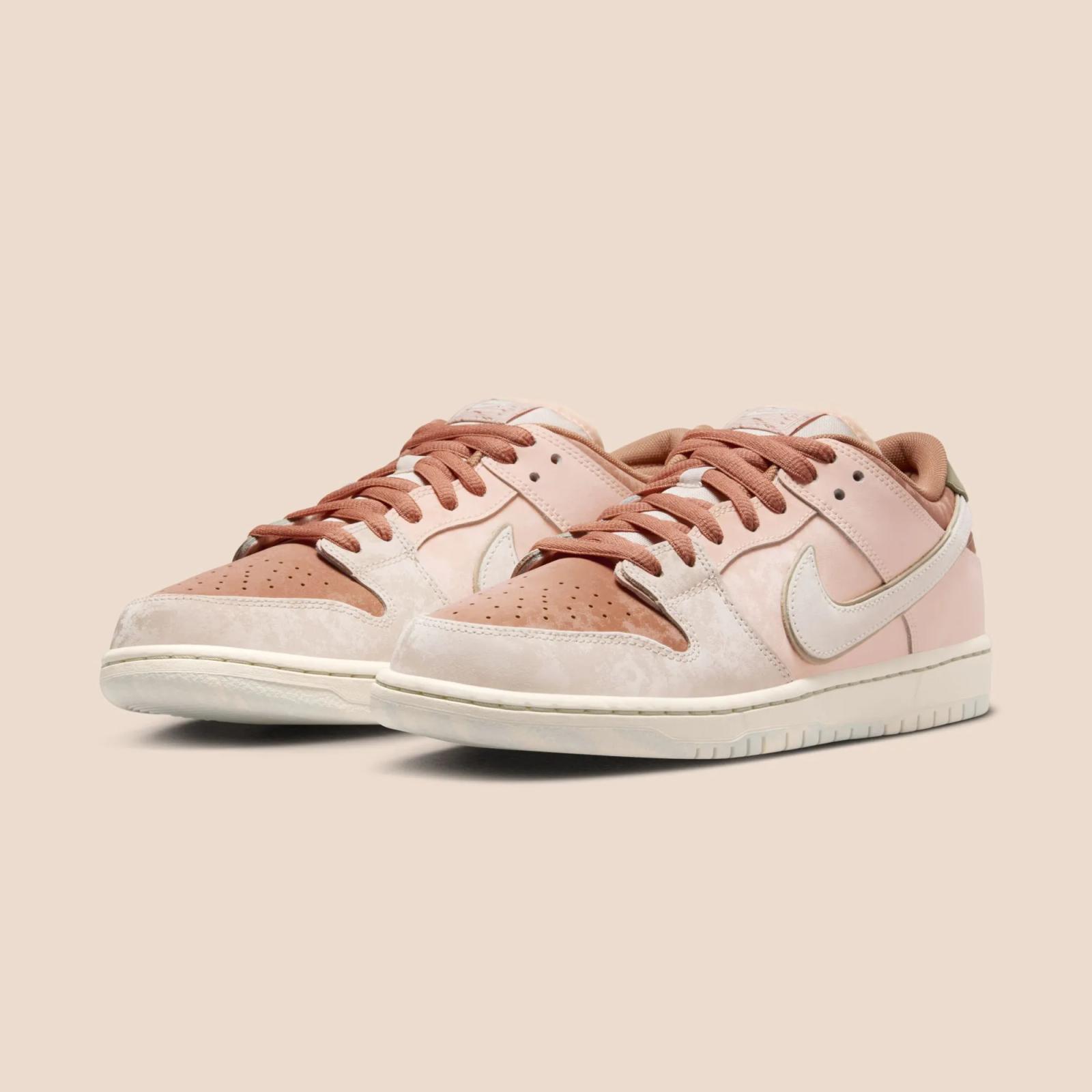 Nike SB Dunk Low Pro Premium Trocadéro Gardens FV5926-200