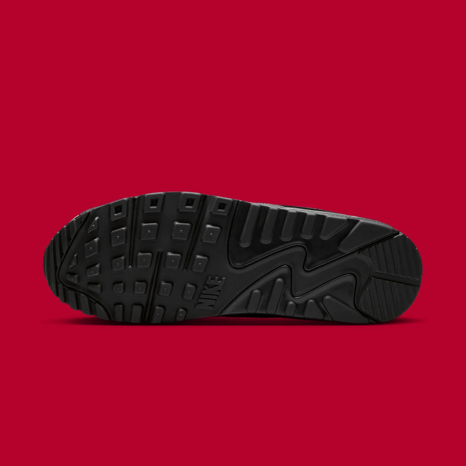 Nike Air Max 90 "White & Black" drops in 2026