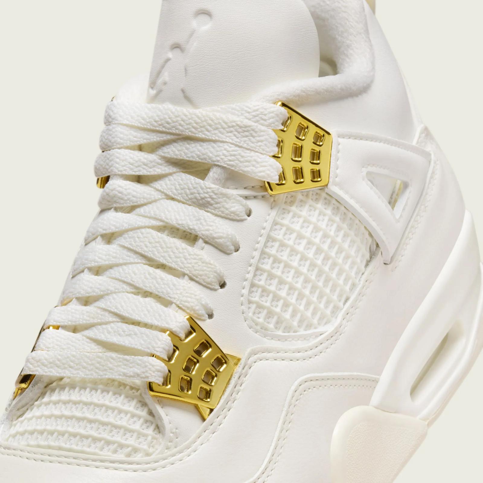Air Jordan 4 Retro Metallic Gold
